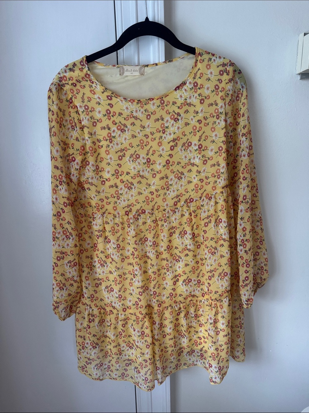 Yellow Floral Casual Tiered Women's Dress with Long Sleeves